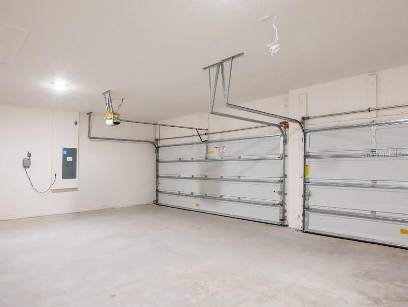 Active With Contract: $509,900 (4 beds, 3 baths, 2519 Square Feet)