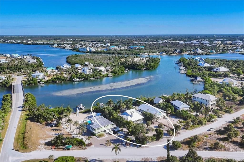 For Sale: $1,149,000 (3 beds, 2 baths, 1816 Square Feet)