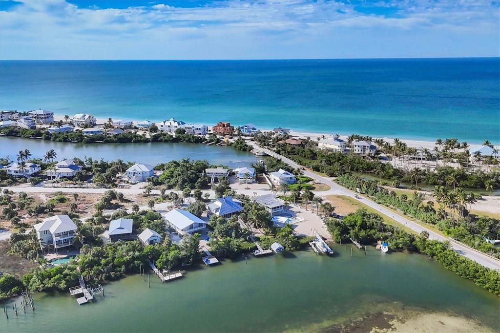 For Sale: $1,149,000 (3 beds, 2 baths, 1816 Square Feet)