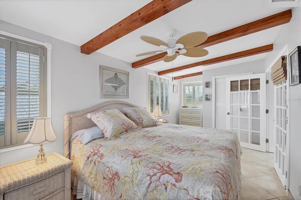 For Sale: $1,149,000 (3 beds, 2 baths, 1816 Square Feet)