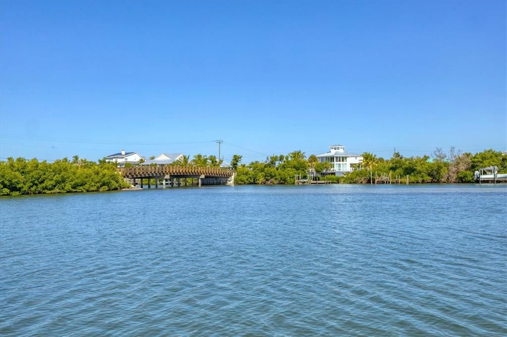 For Sale: $1,149,000 (3 beds, 2 baths, 1816 Square Feet)