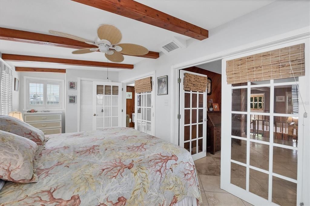 For Sale: $1,149,000 (3 beds, 2 baths, 1816 Square Feet)