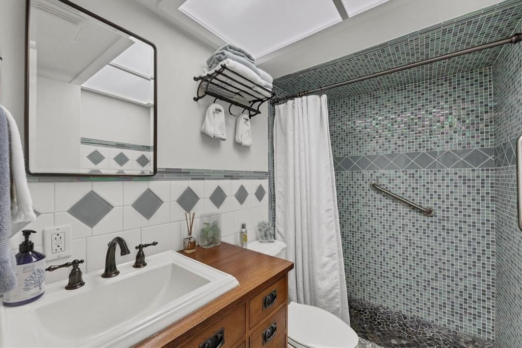 For Sale: $1,149,000 (3 beds, 2 baths, 1816 Square Feet)