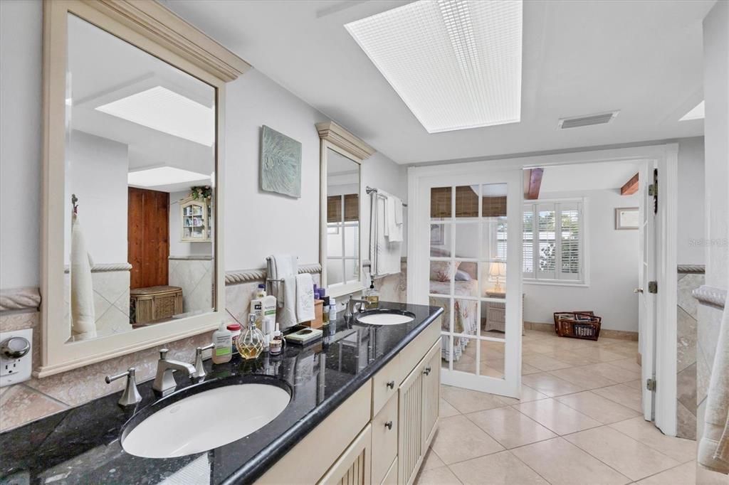 For Sale: $1,149,000 (3 beds, 2 baths, 1816 Square Feet)