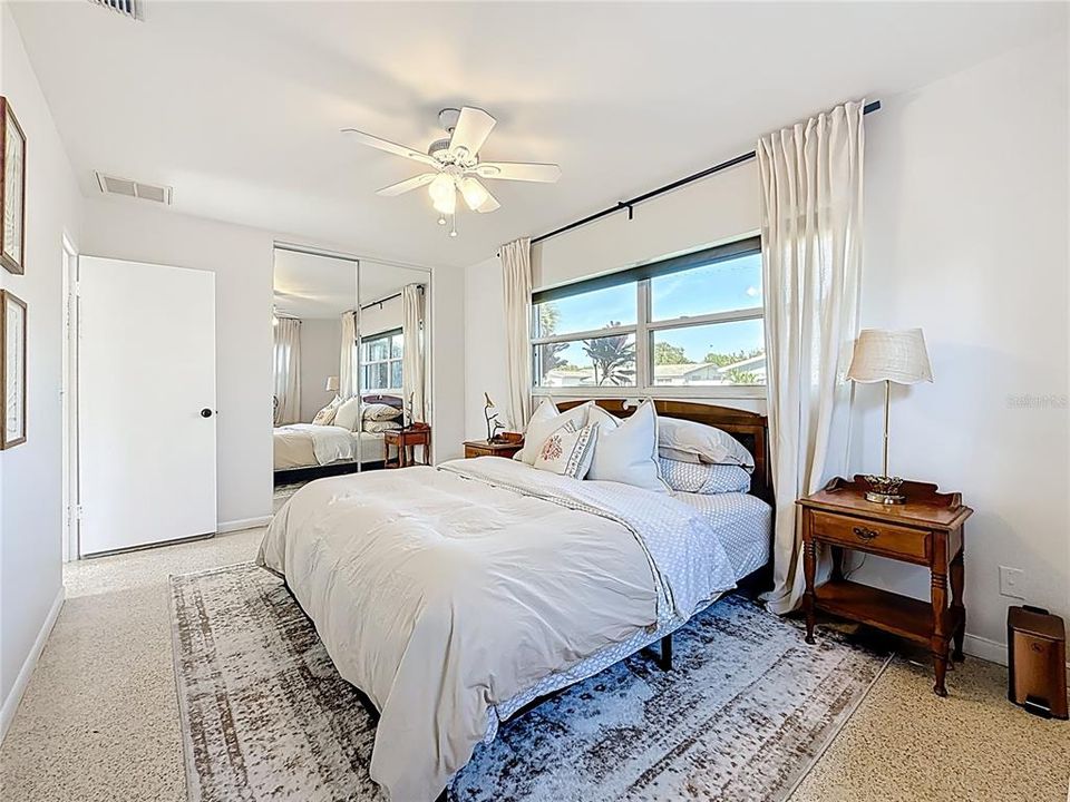 Active With Contract: $499,900 (3 beds, 2 baths, 1272 Square Feet)