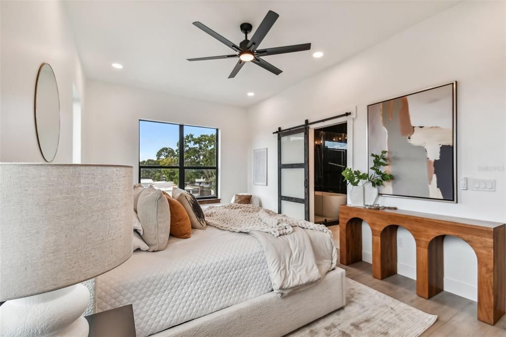 For Rent: $8,900 (5 beds, 4 baths, 3000 Square Feet)