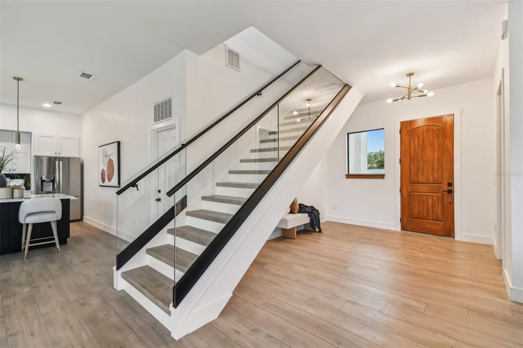 For Rent: $8,900 (5 beds, 4 baths, 3000 Square Feet)