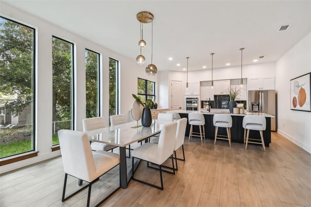 For Rent: $8,900 (5 beds, 4 baths, 3000 Square Feet)