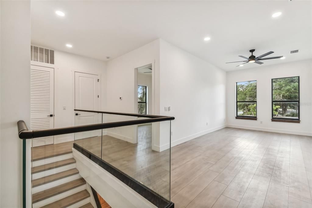 For Rent: $8,900 (5 beds, 4 baths, 3000 Square Feet)