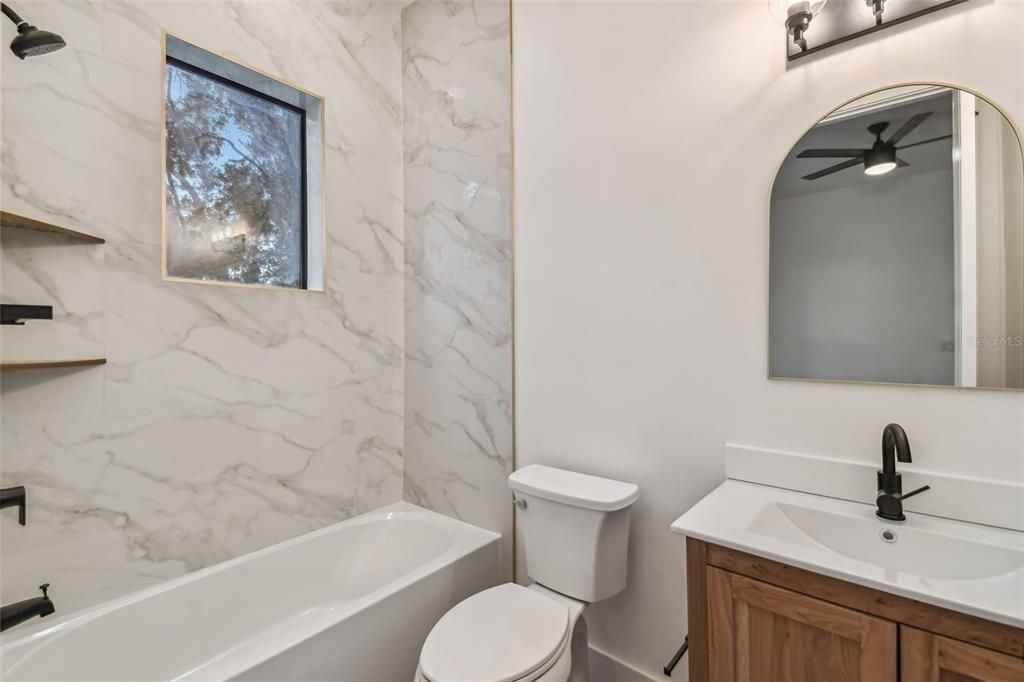 For Rent: $8,900 (5 beds, 4 baths, 3000 Square Feet)