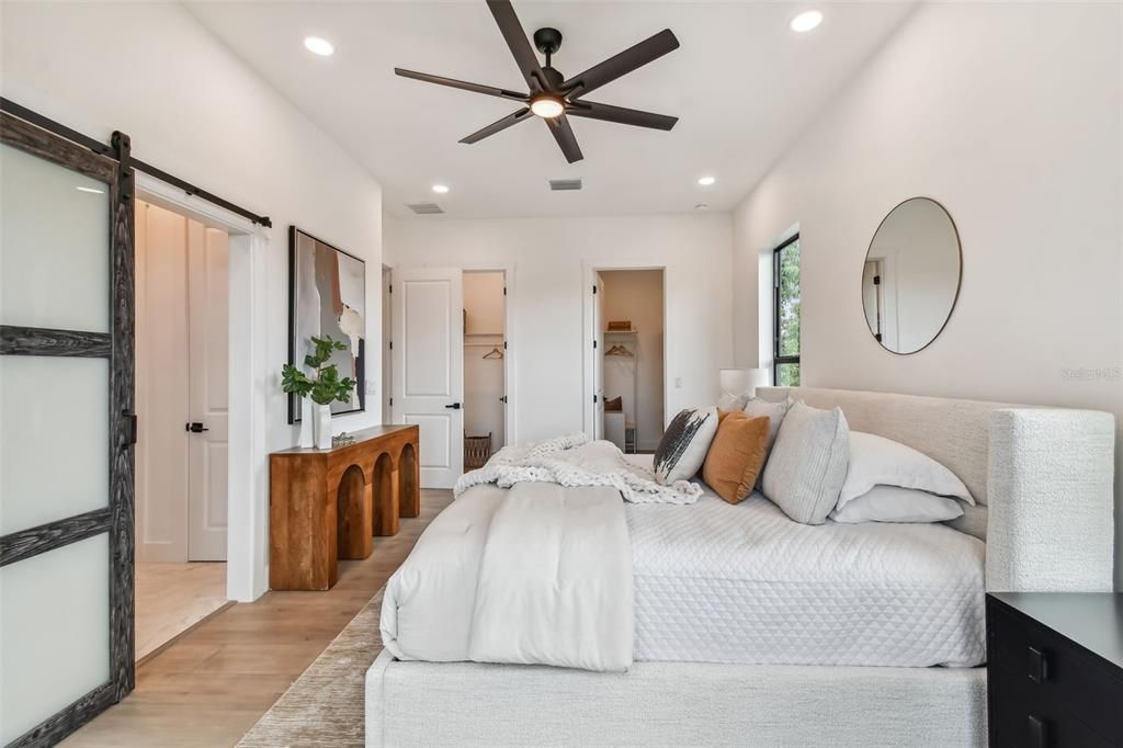 For Rent: $8,900 (5 beds, 4 baths, 3000 Square Feet)