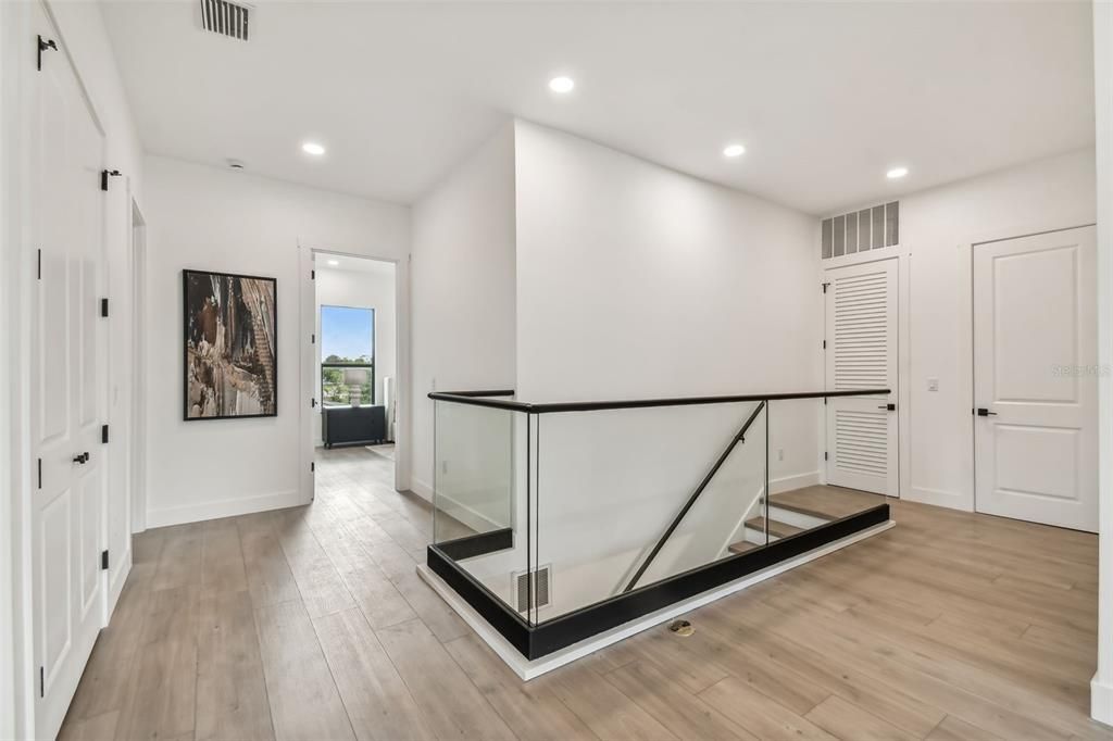 For Rent: $8,900 (5 beds, 4 baths, 3000 Square Feet)