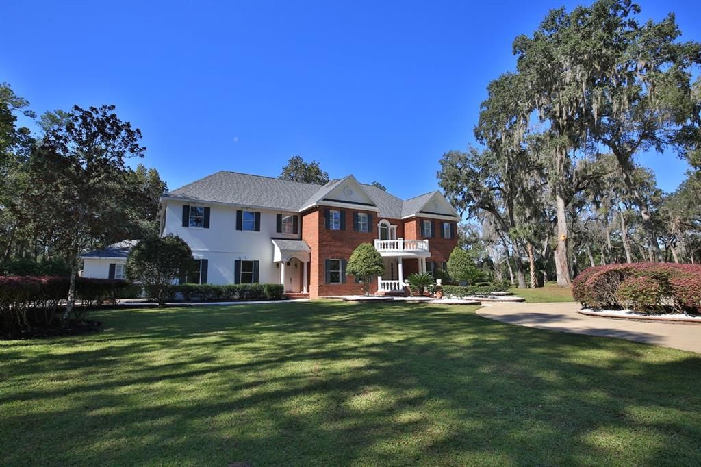 En Venta: $2,850,000 (4 camas, 4 baños, 5668 Pies cuadrados)