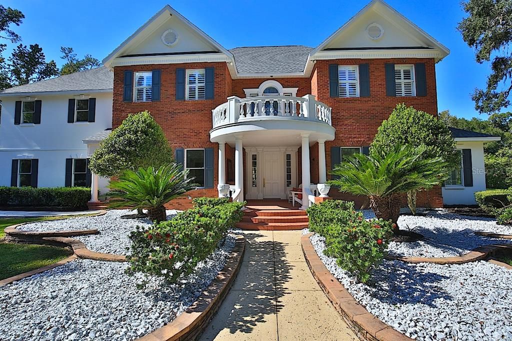 En Venta: $2,850,000 (4 camas, 4 baños, 5668 Pies cuadrados)