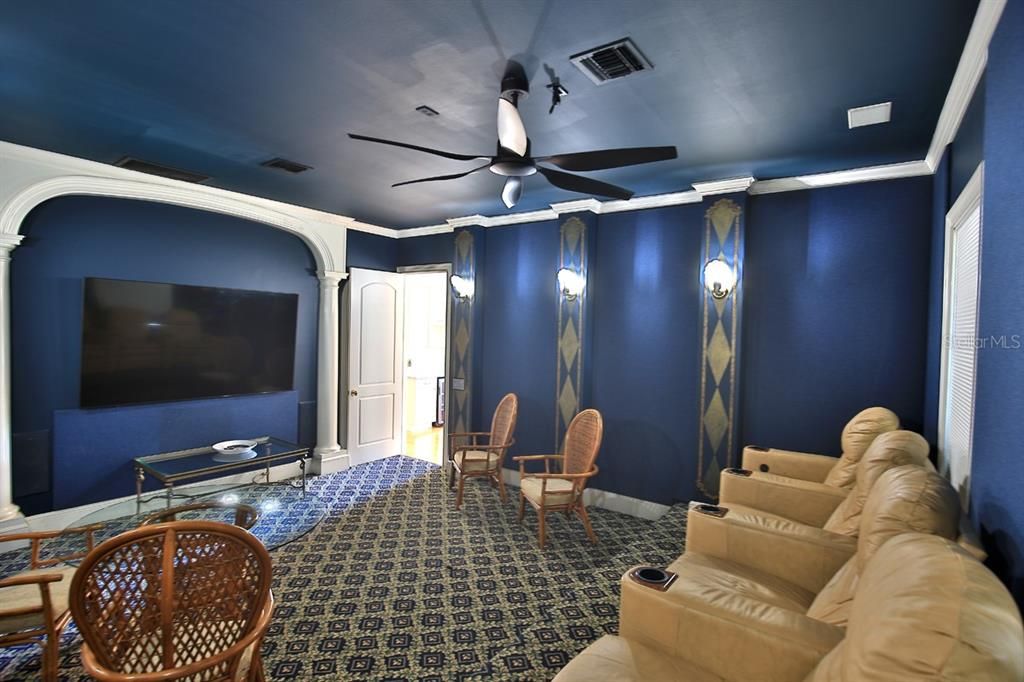 En Venta: $2,850,000 (4 camas, 4 baños, 5668 Pies cuadrados)