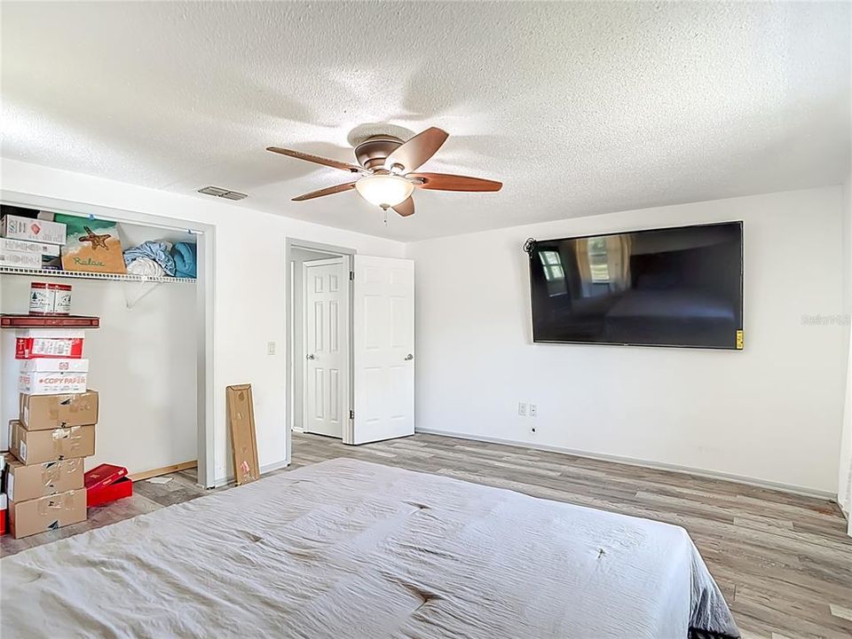 En Venta: $247,500 (2 camas, 1 baños, 1201 Pies cuadrados)