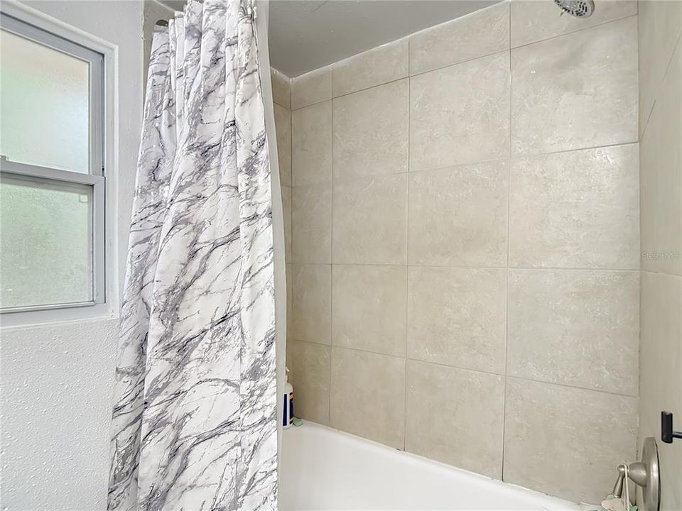 En Venta: $247,500 (2 camas, 1 baños, 1201 Pies cuadrados)