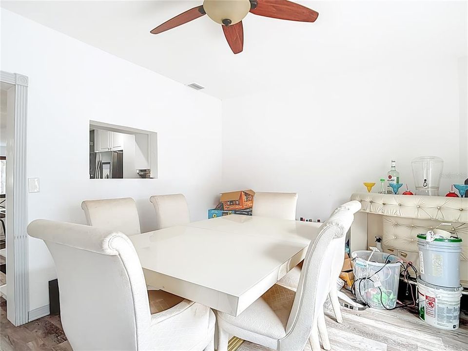 En Venta: $247,500 (2 camas, 1 baños, 1201 Pies cuadrados)