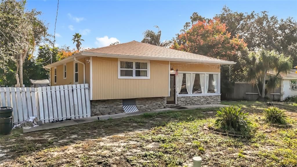 En Venta: $247,500 (2 camas, 1 baños, 1201 Pies cuadrados)