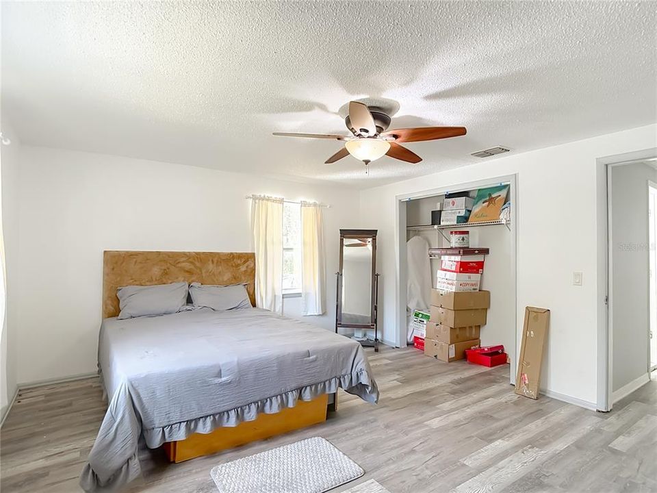 En Venta: $247,500 (2 camas, 1 baños, 1201 Pies cuadrados)