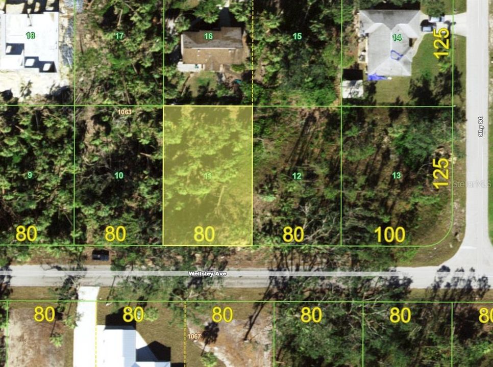 For Sale: $28,000 (0.23 acres)