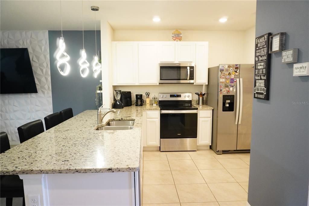 For Sale: $375,000 (3 beds, 2 baths, 1530 Square Feet)