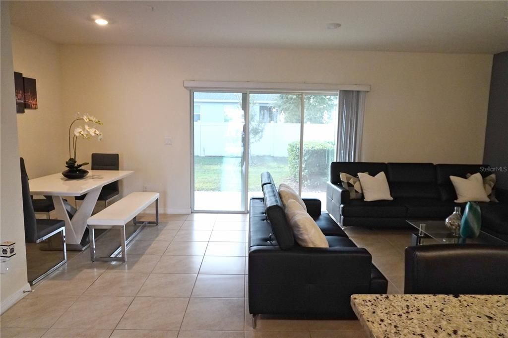 For Sale: $375,000 (3 beds, 2 baths, 1530 Square Feet)