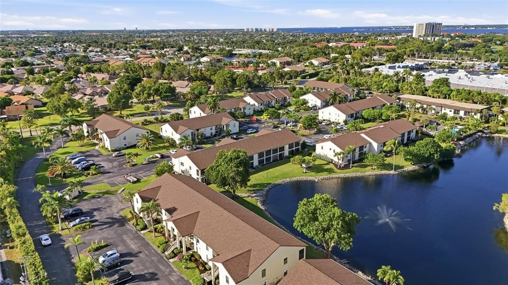 待售: $200,000 (3 贝兹, 2 浴室, 1062 平方英尺)