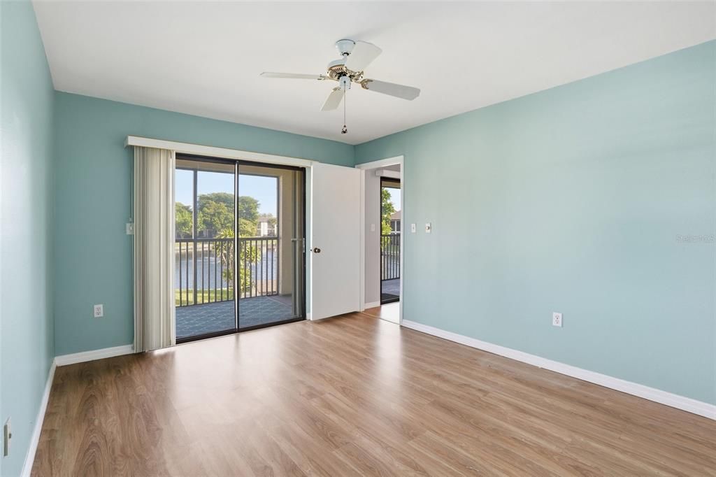 待售: $200,000 (3 贝兹, 2 浴室, 1062 平方英尺)