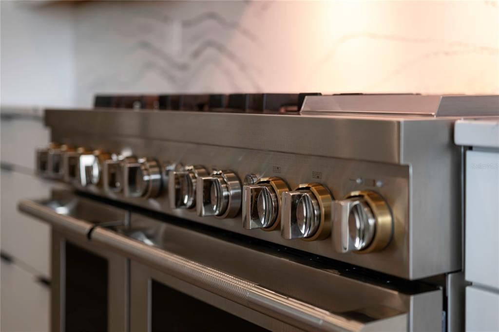 For Rent: $7,800 (4 beds, 4 baths, 4495 Square Feet)