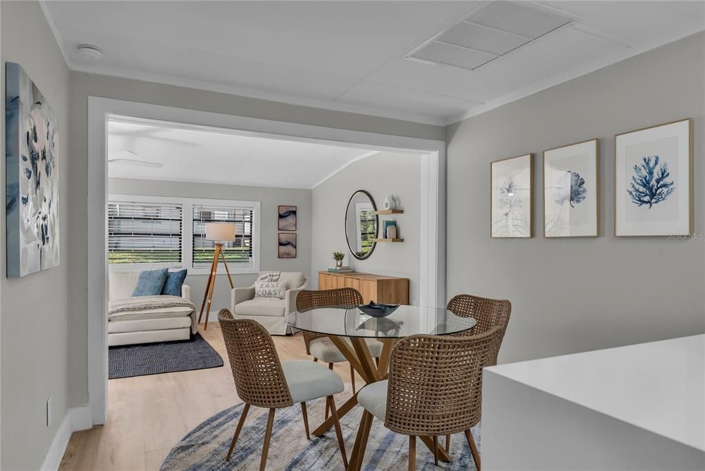 En Venta: $204,900 (2 camas, 2 baños, 720 Pies cuadrados)