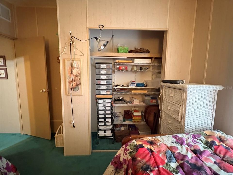 待售: $137,000 (2 贝兹, 2 浴室, 994 平方英尺)