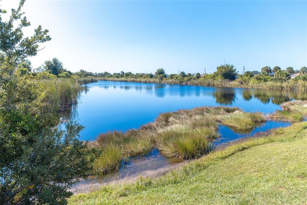 待售: $235,000 (2 贝兹, 2 浴室, 1230 平方英尺)