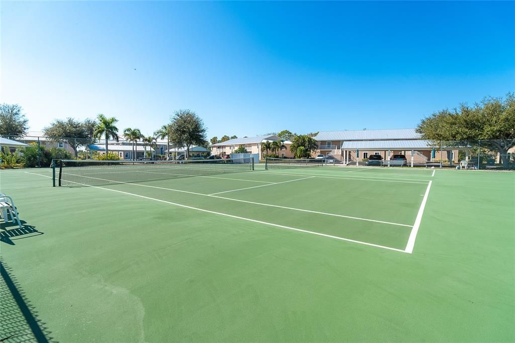 待售: $235,000 (2 贝兹, 2 浴室, 1230 平方英尺)