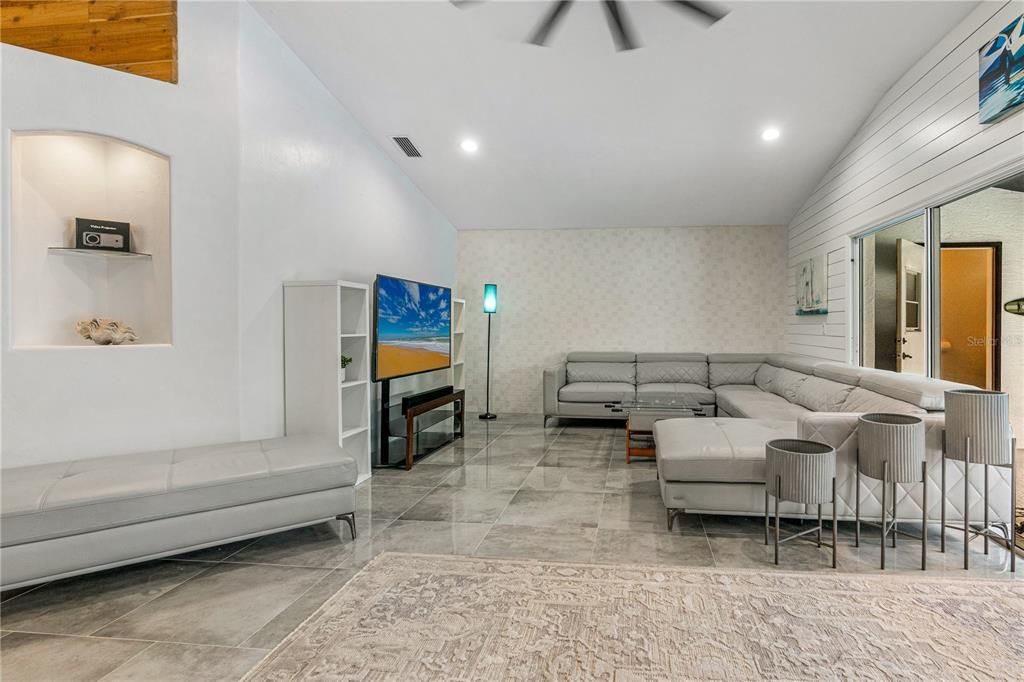 На продажу: $549,000 (4 спален, 2 ванн, 2627 Квадратных фут)