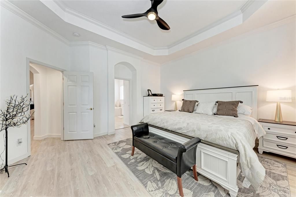 出租: $4,500 (3 贝兹, 2 浴室, 1885 平方英尺)