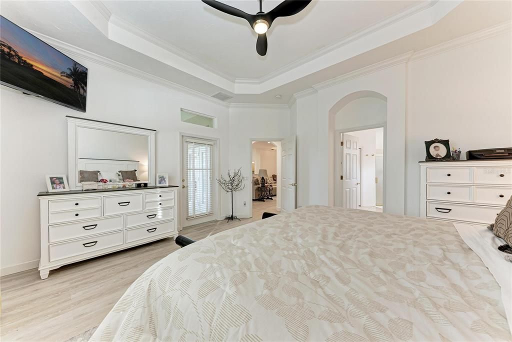 出租: $4,500 (3 贝兹, 2 浴室, 1885 平方英尺)