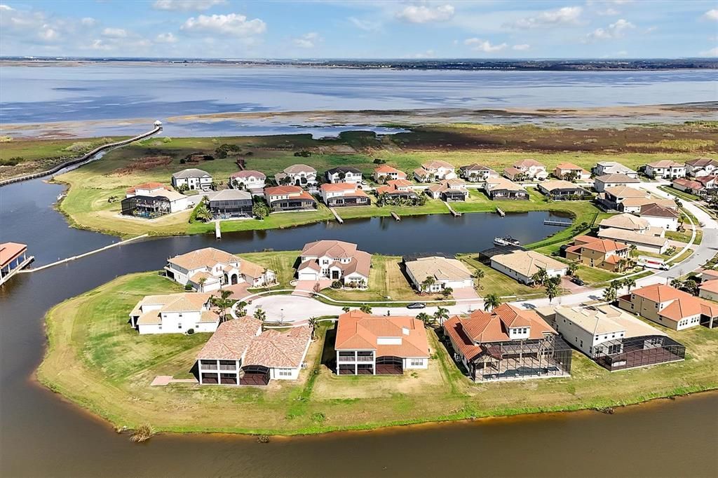 En Venta: $945,000 (7 camas, 5 baños, 5334 Pies cuadrados)