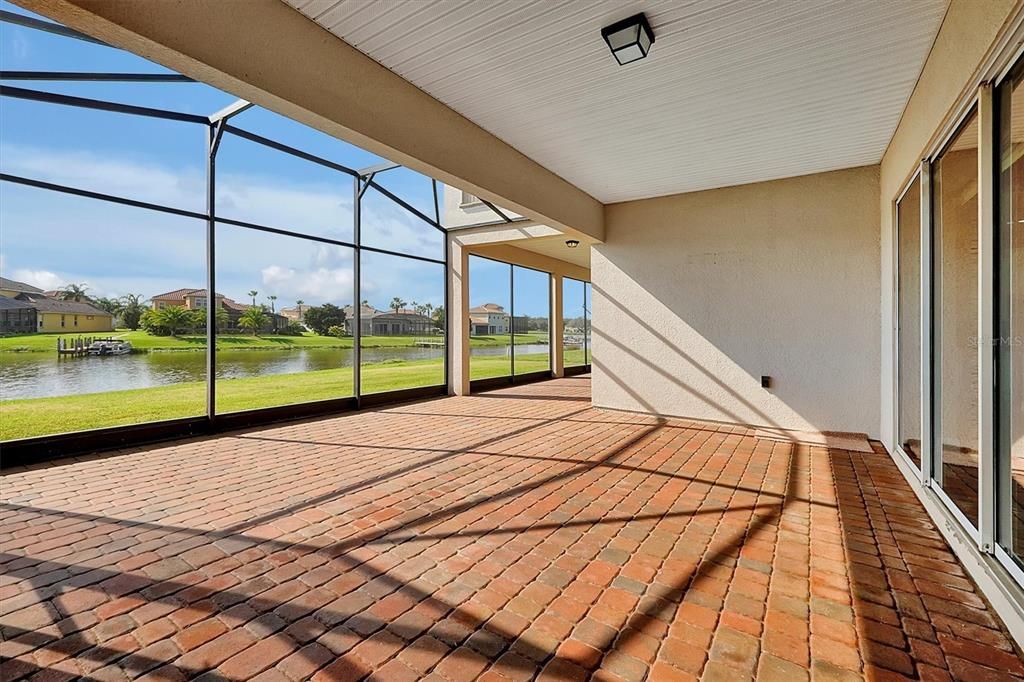 En Venta: $945,000 (7 camas, 5 baños, 5334 Pies cuadrados)