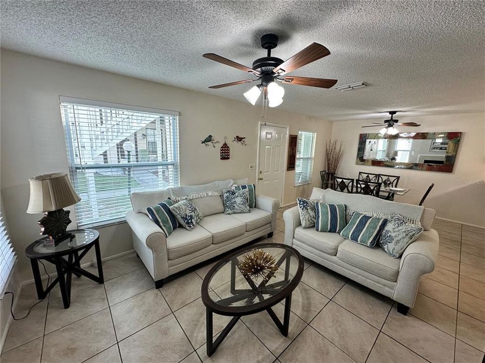 En Renta: $1,500 (2 camas, 2 baños, 912 Pies cuadrados)