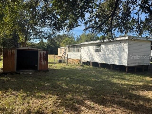 For Sale: $169,900 (2 beds, 1 baths, 924 Square Feet)