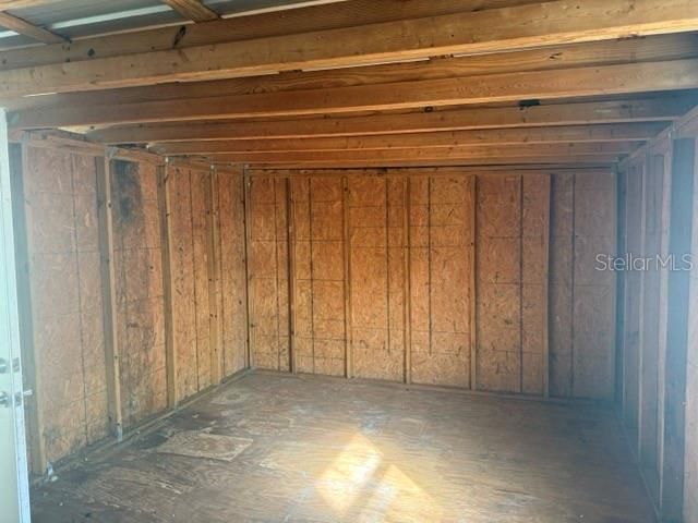 For Sale: $169,900 (2 beds, 1 baths, 924 Square Feet)