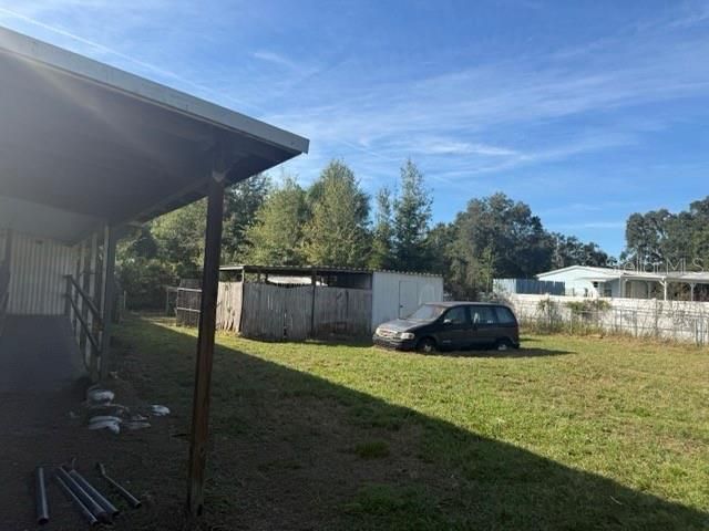 For Sale: $169,900 (2 beds, 1 baths, 924 Square Feet)