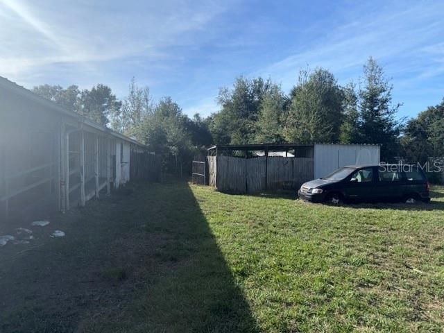 For Sale: $169,900 (2 beds, 1 baths, 924 Square Feet)