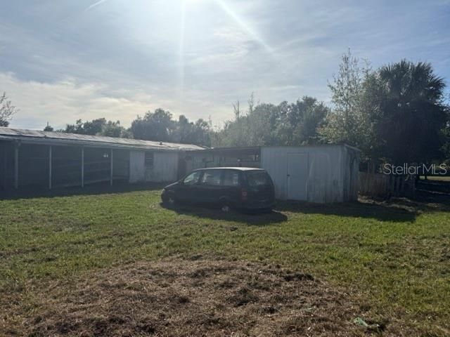 For Sale: $169,900 (2 beds, 1 baths, 924 Square Feet)