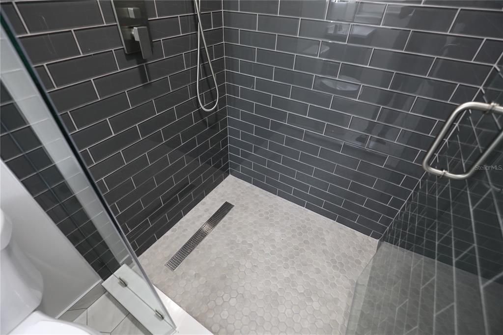 出租: $2,950 (3 贝兹, 2 浴室, 1360 平方英尺)