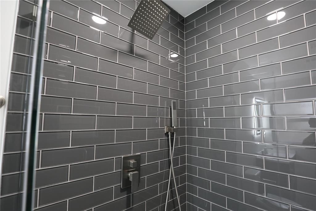 出租: $2,950 (3 贝兹, 2 浴室, 1360 平方英尺)