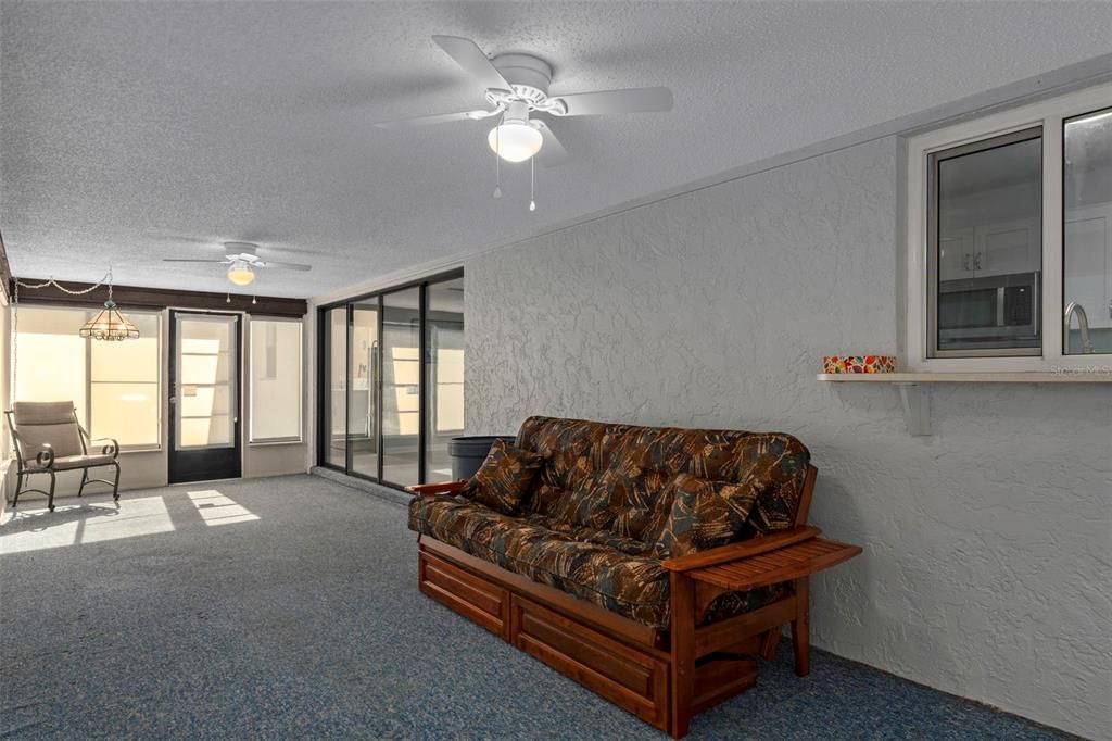 На продажу: $297,500 (2 спален, 2 ванн, 1528 Квадратных фут)