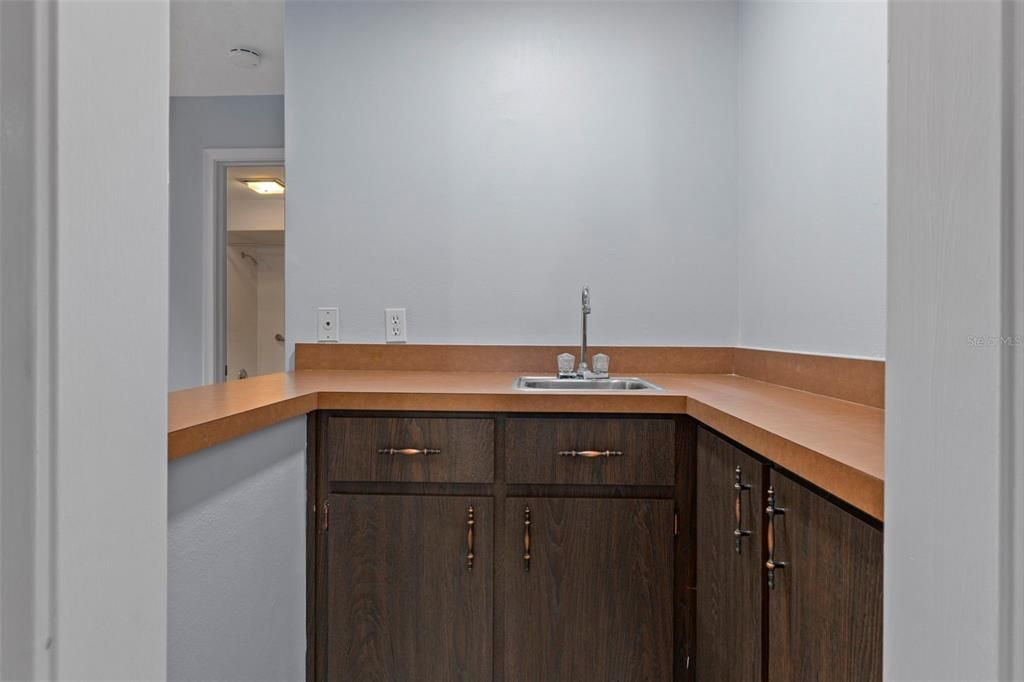 На продажу: $297,500 (2 спален, 2 ванн, 1528 Квадратных фут)