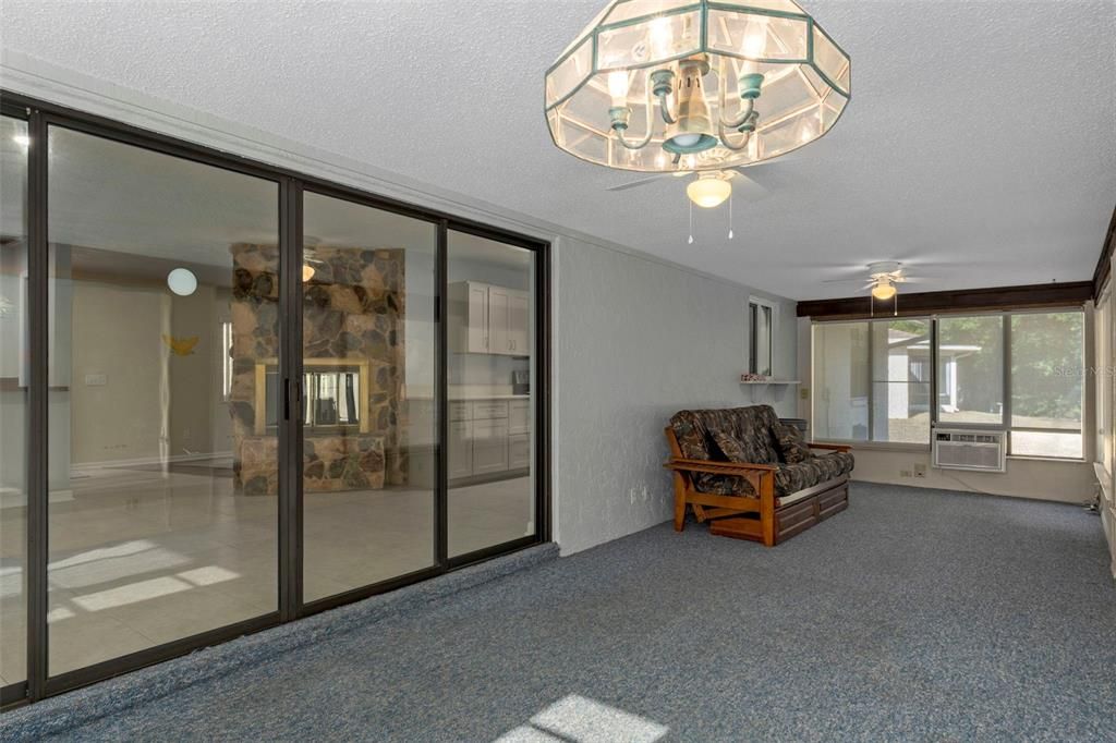 На продажу: $297,500 (2 спален, 2 ванн, 1528 Квадратных фут)